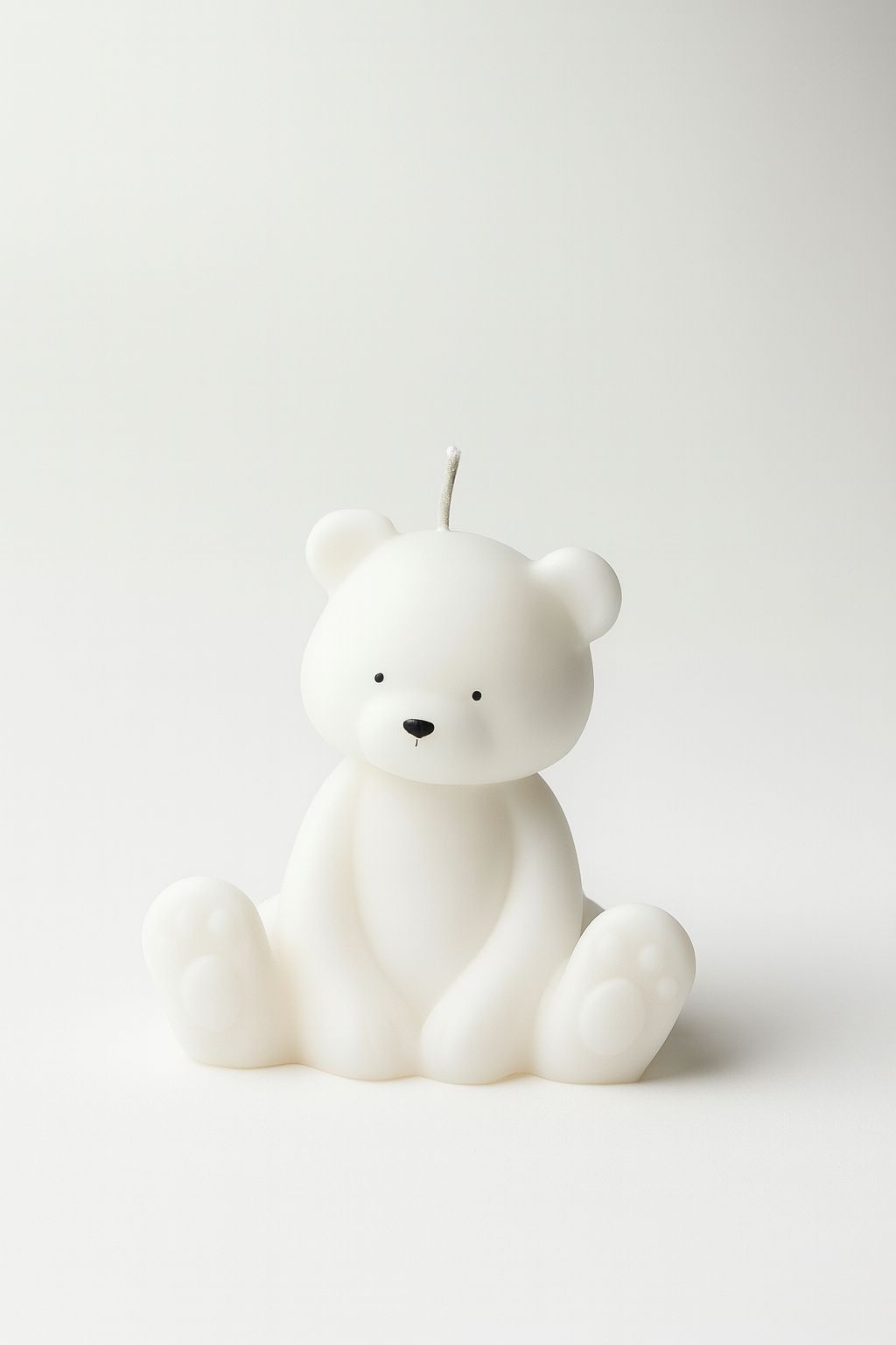 Bear Bliss Scented Candle – Ivory Wax Sculpture