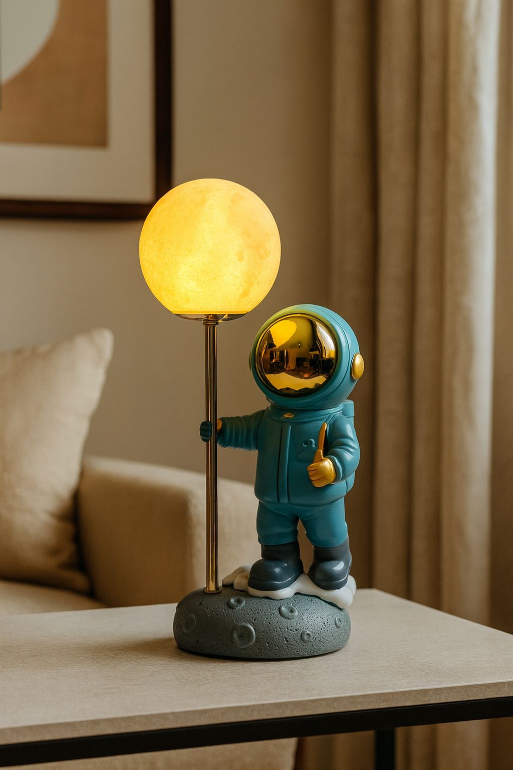 Astronaut Glow Lamp – Lunar Blue