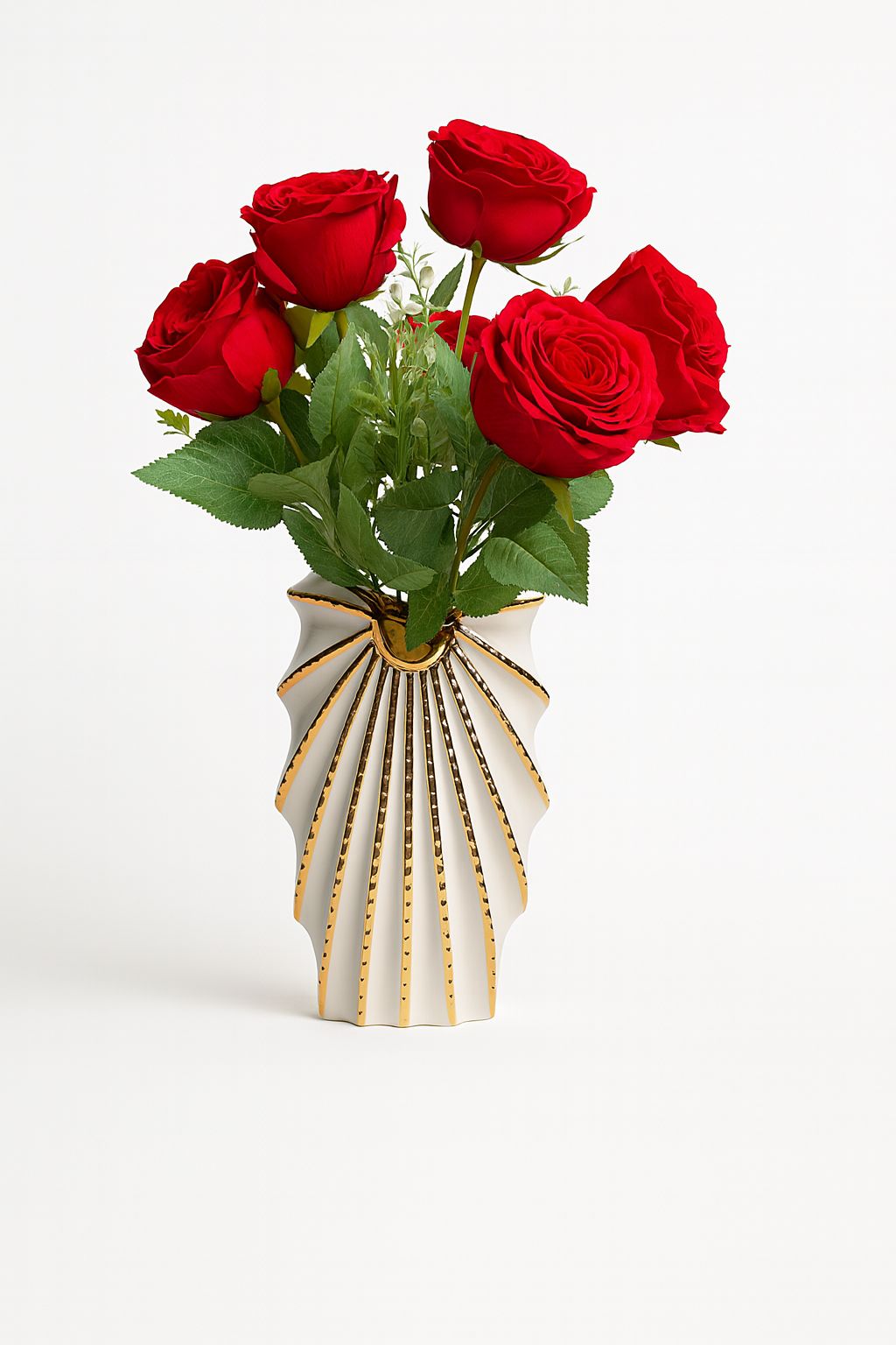 Aurora Pleat Ceramic Vase – White & Gold