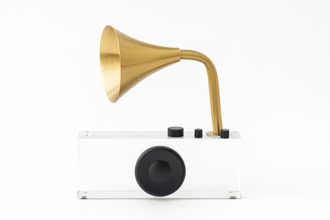 Vintage-Inspired Modern Gramophone Style Decorative Artefact